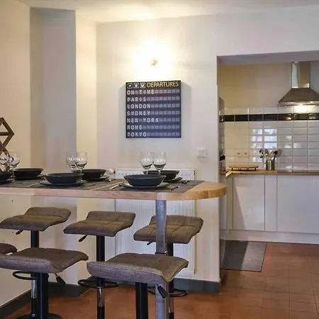 Apartment Centre 75m2, Avec 3 Carcassonne