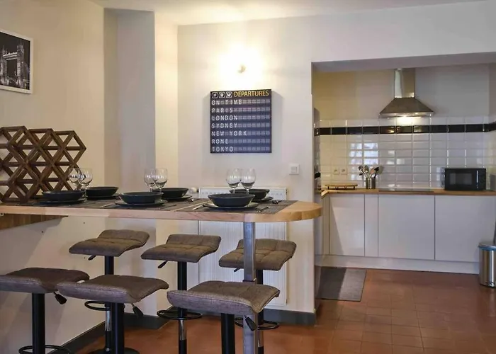 Apartment Centre 75m2, Avec 3 Carcassonne